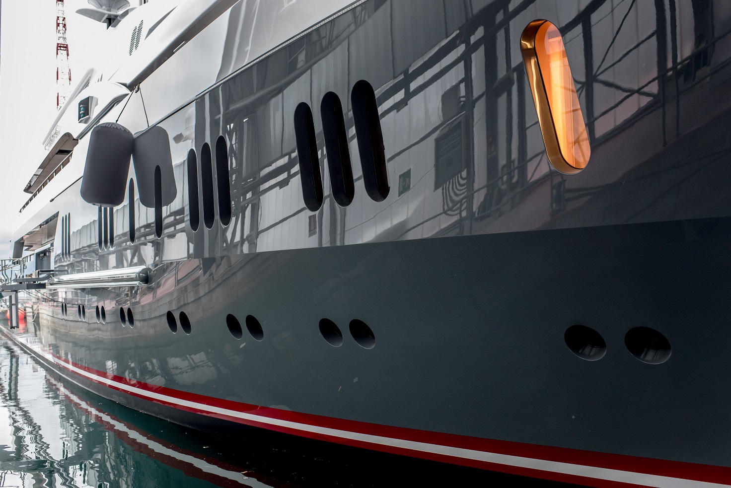 Queen K: Amico refit Lursssen